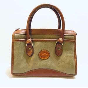 #DooneyandBourke Satchel